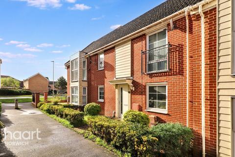 undefined, St Simon Close, Norwich