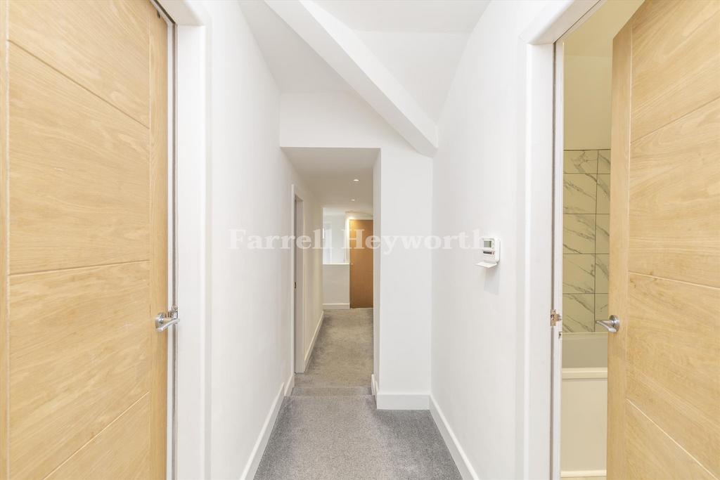 Flat 2 hall view 2