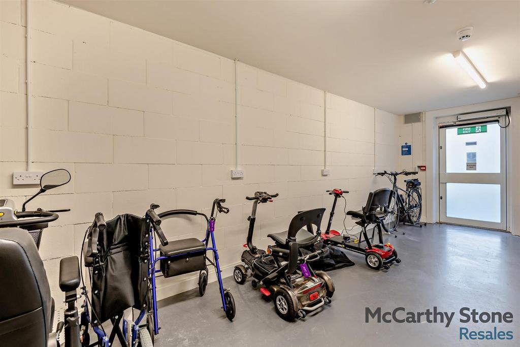 8668150-interior21-800.jpg