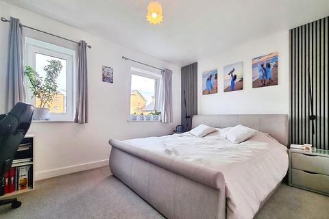 17 School End Crescent, Hemel Hempstead, HP1 2DZ