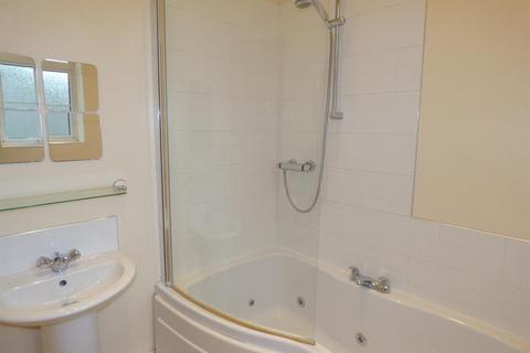 1 bedroom flat to rent, Victoria Road, Beverley, East yorkshire, HU17 8PJ
