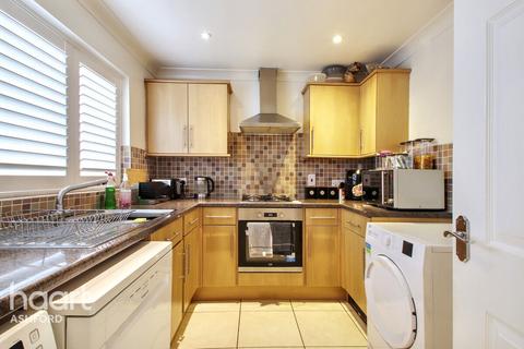 undefined, Chichester Close, Ashford