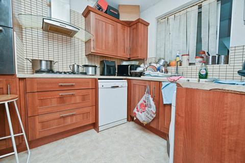 Stonegrove, Edgware HA8