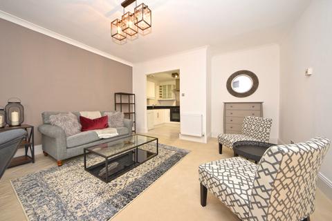 1 bedroom terraced house to rent, Redcliffe Gardens, London, SW10