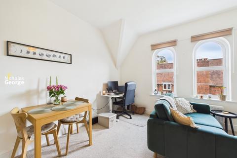 1 bedroom apartment for sale, Wake Green Road, Moseley, Birmingham, B13