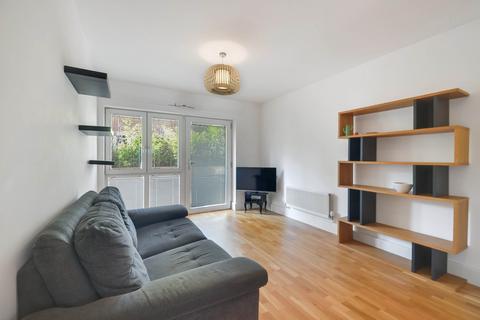 1 bedroom apartment for sale, at Monmouth Court, Coopers Road, London SE1