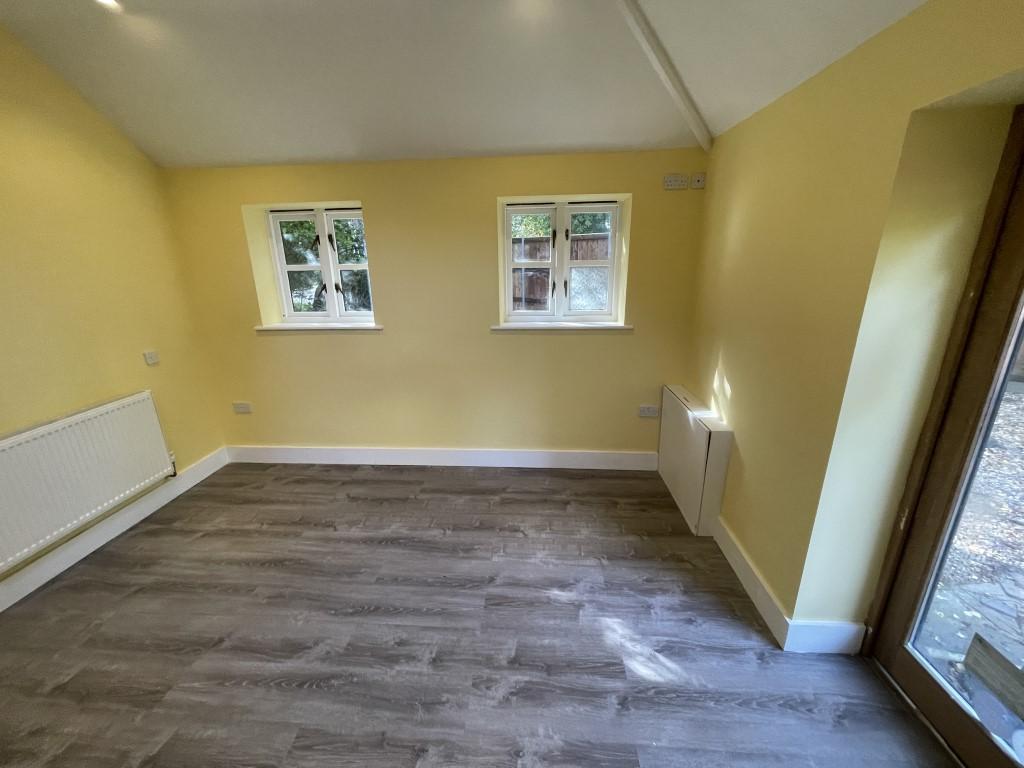 13  Medium  T202510291555.jpg