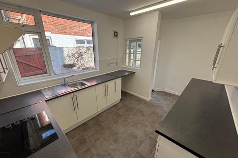 3 bedroom end of terrace house to rent, Finkle Street, Cottingham, East Riding of Yorkshire, HU16