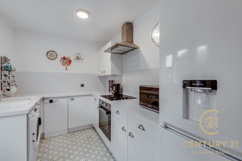 9 Broad Hey Close, Liverpool, L25 5QQ
