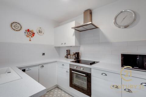 9 Broad Hey Close, Liverpool, L25 5QQ