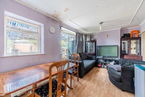 undefined, Southdown Crescent, South Harrow, Harrow, HA2