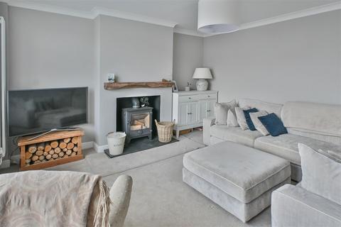 undefined, Woodland Avenue, Hutton, Brentwood