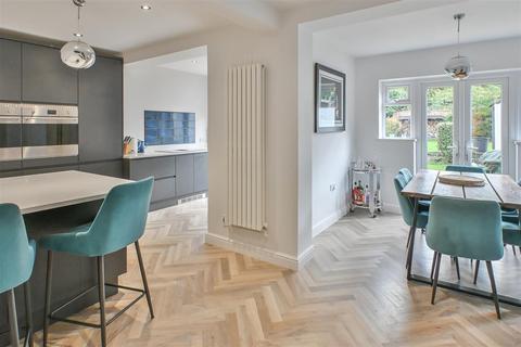 undefined, Woodland Avenue, Hutton, Brentwood