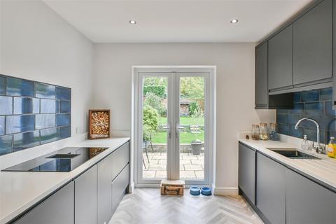 undefined, Woodland Avenue, Hutton, Brentwood