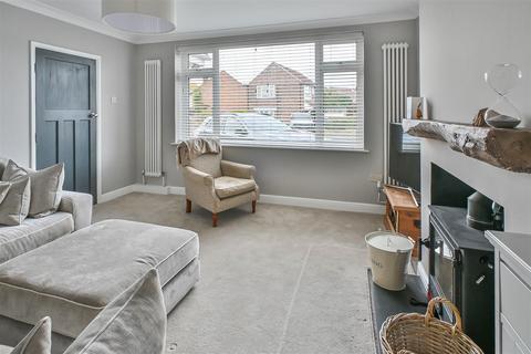 undefined, Woodland Avenue, Hutton, Brentwood