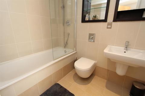 1 bedroom flat to rent, Crozier House, Leeds Dock
