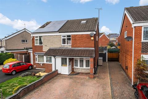 4 bedroom semi-detached house for sale, Puxton Drive, Kidderminster