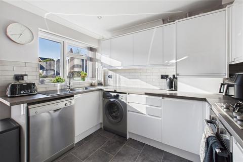 4 bedroom semi-detached house for sale, Puxton Drive, Kidderminster