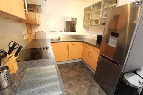 2 bedroom flat to rent, Waterloo Apartments, Waterloo Street