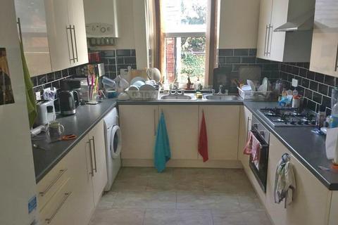 6 bedroom semi-detached house to rent, 5 Havelock Street Sheffield, S10 2FP