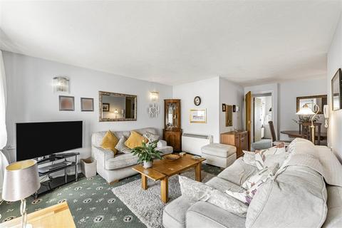 undefined, Riverside Court, London