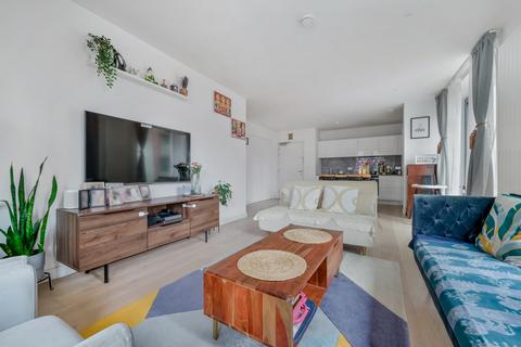 2 bedroom apartment to rent, John Cabot House, Royal Wharf, London, E16