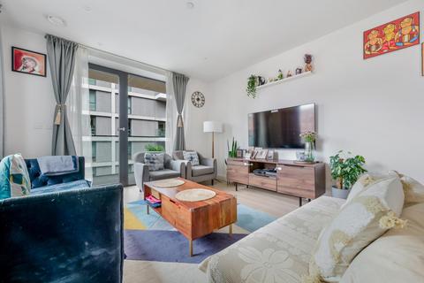 2 bedroom apartment to rent, John Cabot House, Royal Wharf, London, E16