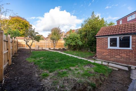 undefined, Leeds LS8