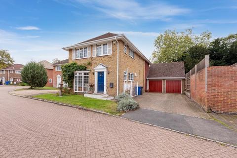4 bedroom detached house for sale, Juniper Drive, Maidenhead SL6