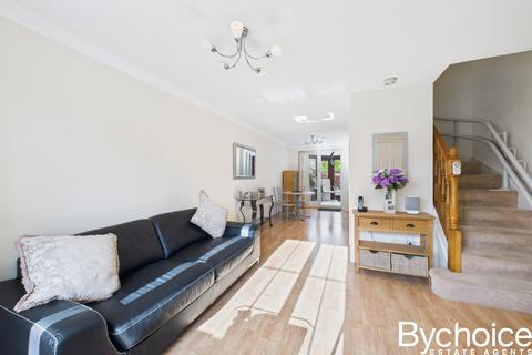 2 bedroom end of terrace house for sale, Horsham Close, Haverhill, Suffolk