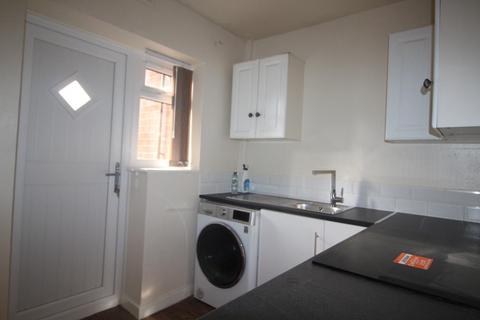 1 bedroom flat to rent, Stanley Road, Old Trafford, Manchester