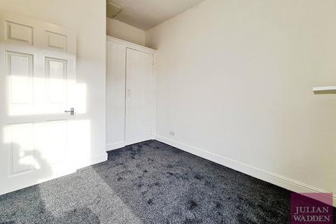 2 bedroom terraced house to rent, Nelson Street, Hyde, Greater Manchester, SK14