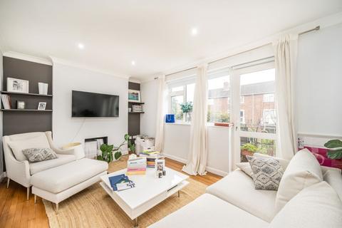 undefined, Norfolk Close, East Twickenham TW1