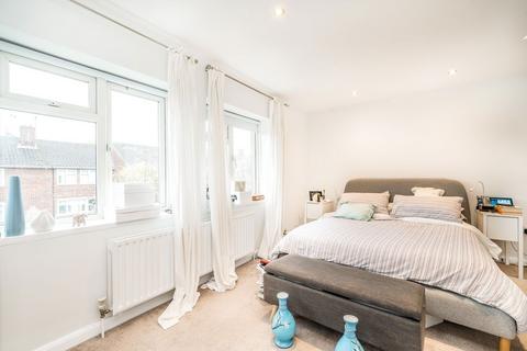 undefined, Norfolk Close, East Twickenham TW1