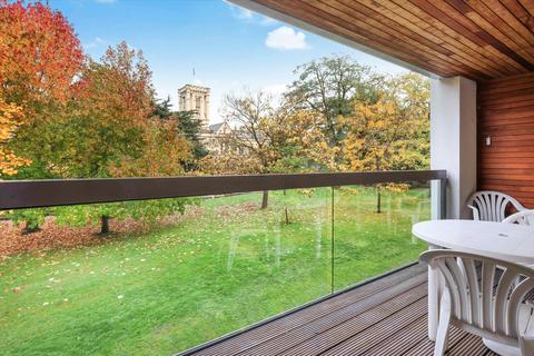 3 bedroom flat for sale, Century Court, Montpellier Grove, Cheltenham, Gloucestershire, GL50