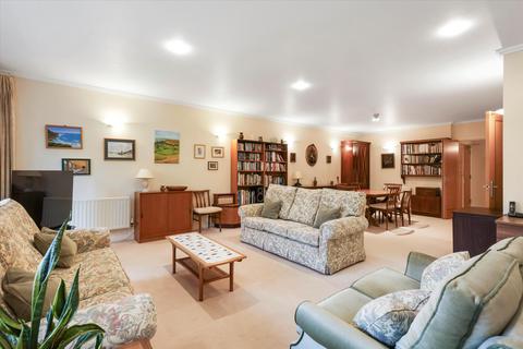 3 bedroom flat for sale, Century Court, Montpellier Grove, Cheltenham, Gloucestershire, GL50