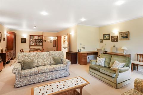 3 bedroom flat for sale, Century Court, Montpellier Grove, Cheltenham, Gloucestershire, GL50