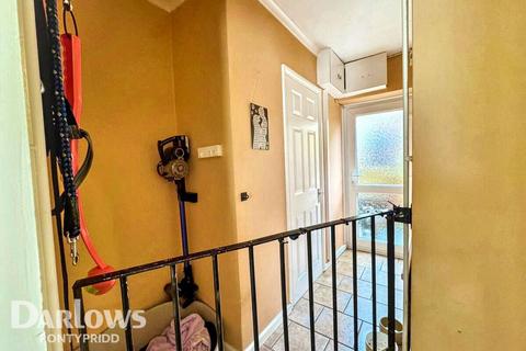 3 bedroom terraced house for sale, Park View, Mountain Ash