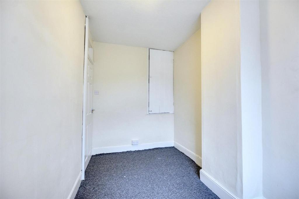 Bedroom 2 2.jpeg