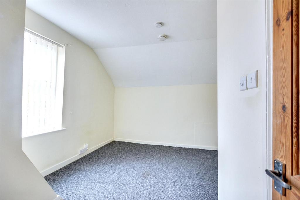 Bedroom 3 1.jpeg
