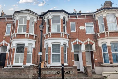 Beach Road, Southsea, PO5