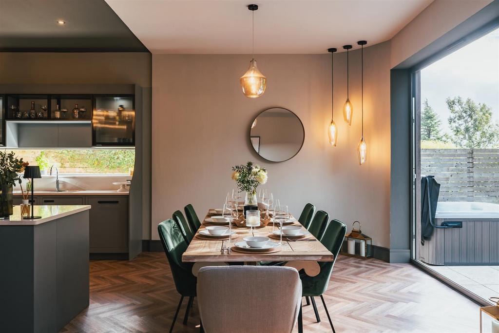 Dining Kitchen