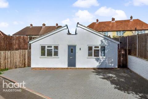 undefined, Stanhope Close, Maidstone
