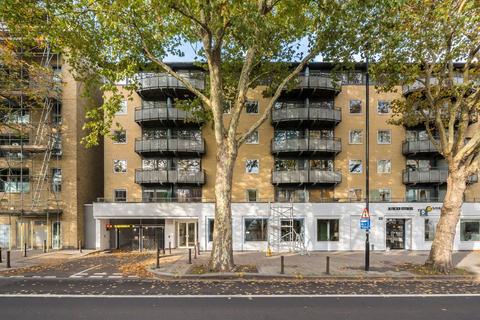 2 bedroom flat to rent, Chiswick High Road, London W4