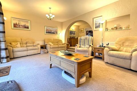 5 bedroom detached bungalow for sale, Rednal Road, Birmingham B38