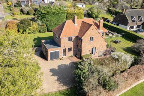3 bedroom detached house for sale, The Highlands, East Horsley, Surrey, KT24