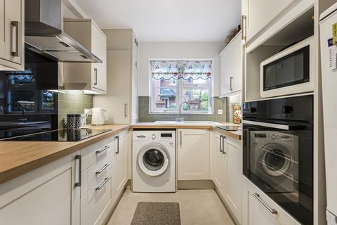 undefined, St. Marys Court, Welwyn, Hertfordshire, AL6