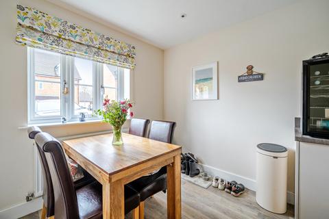 undefined, Heighes Drive, Alton, Hampshire, GU34