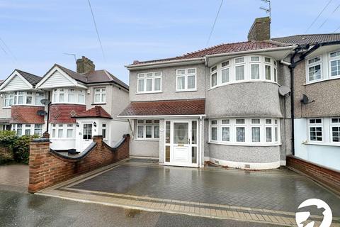 4 bedroom semi-detached house to rent, Farnham Road, Welling, DA16