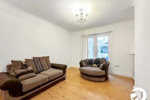 4 bedroom semi-detached house to rent, Farnham Road, Welling, DA16